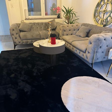 Appartement 2 Chambre Luxueuse A Jette Bruxelles Eksteriør billede