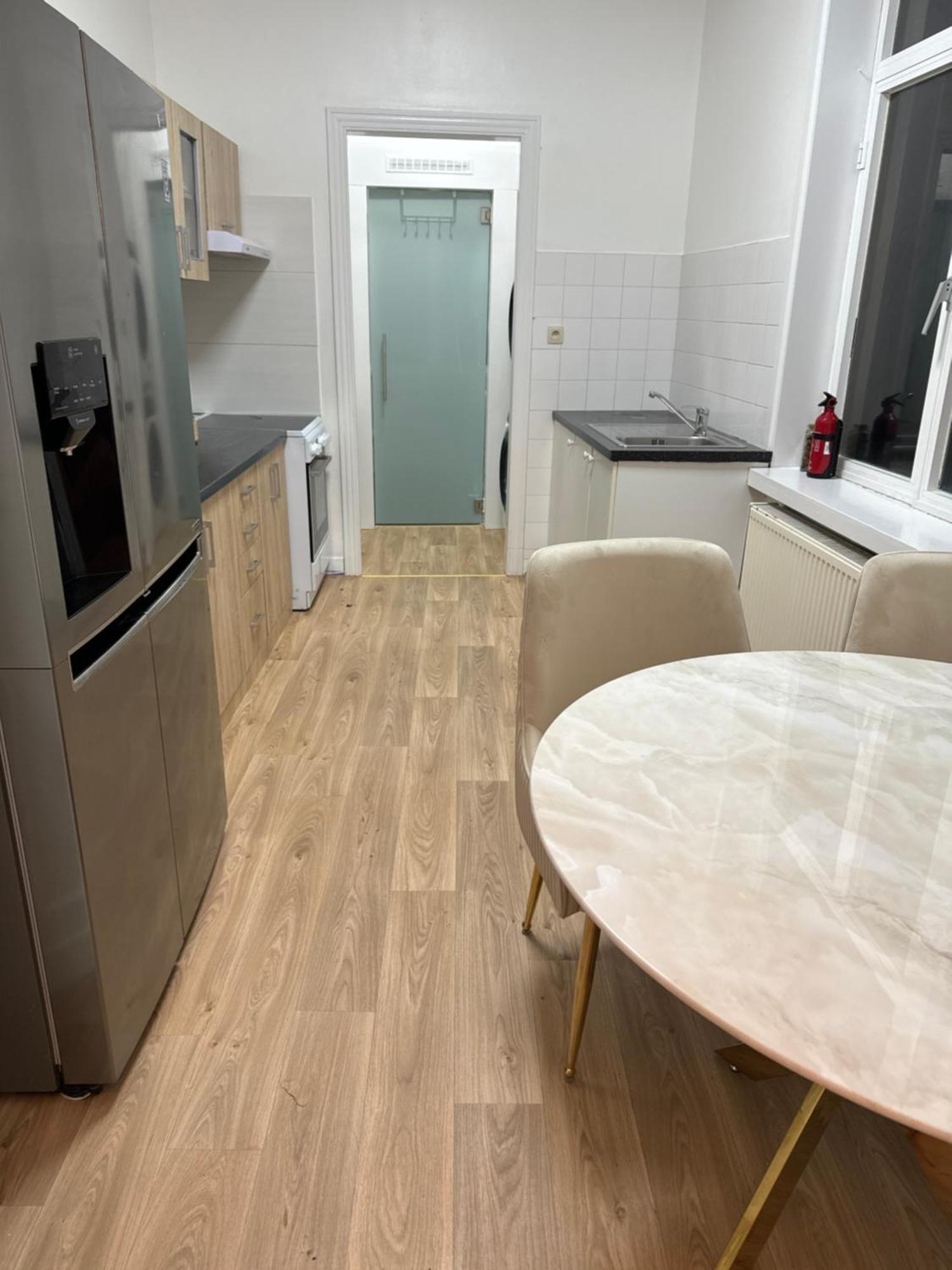 Appartement 2 Chambre Luxueuse A Jette Bruxelles Eksteriør billede